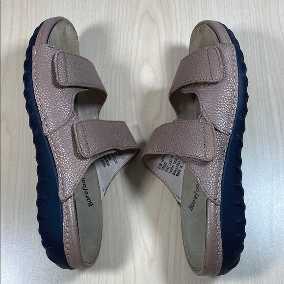 Barefoot Freedom Pink and Gold Sandals with Adjustable Straps - Picture 8 of 11